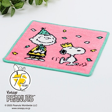 ピーナッツ シェニールミニタオル<75周年記念アート>【クリスマスキャンペーン】【SNOOPYウィンターキャンペーン】