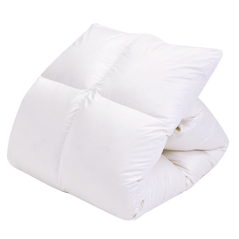 羽毛掛けふとん:ホワイト 敷きふとん:暖色系 敷きパッド:ピンク