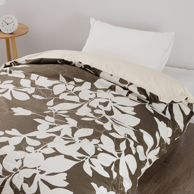 羽毛掛けふとん:寒色系 掛けふとんカバー:ベージュ